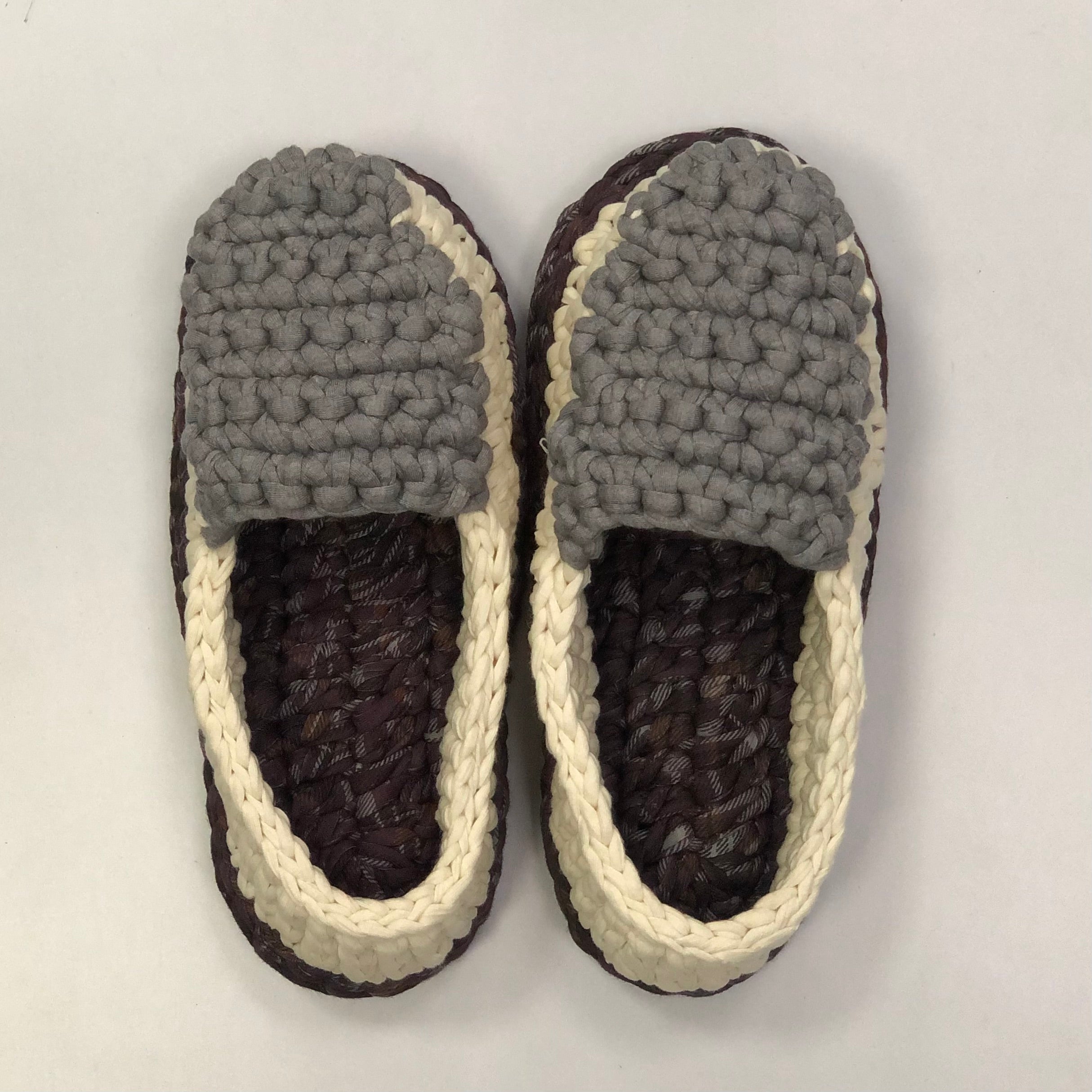 Image of Indoor Shoes Unisex Burgundy Grey Off white