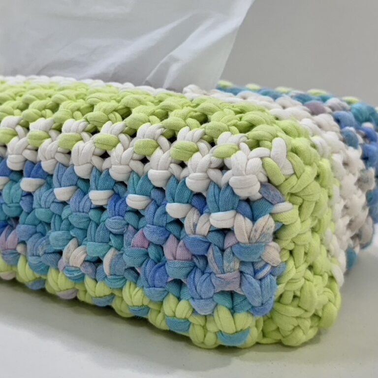 Image of Tissue Box Cover Blue Green White