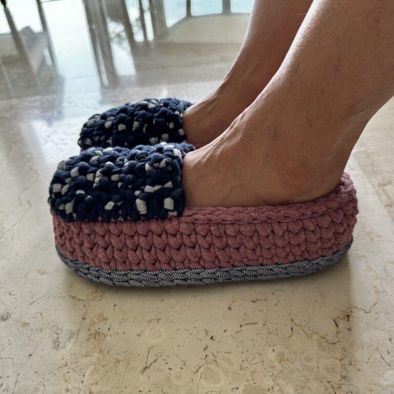Image of Indoor Shoes Unisex Old rose Navy Grey