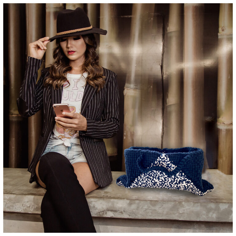 Image of Clutch bag | Planter bag | Size: large | Navy Blue, White
