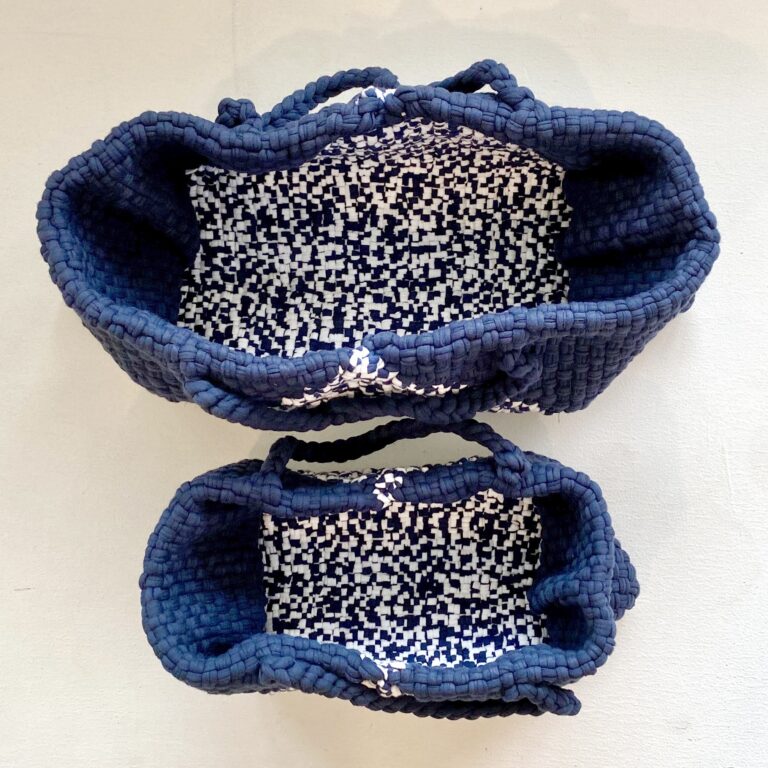 Image of Clutch bag | Planter bag | Size: large | Navy Blue, White
