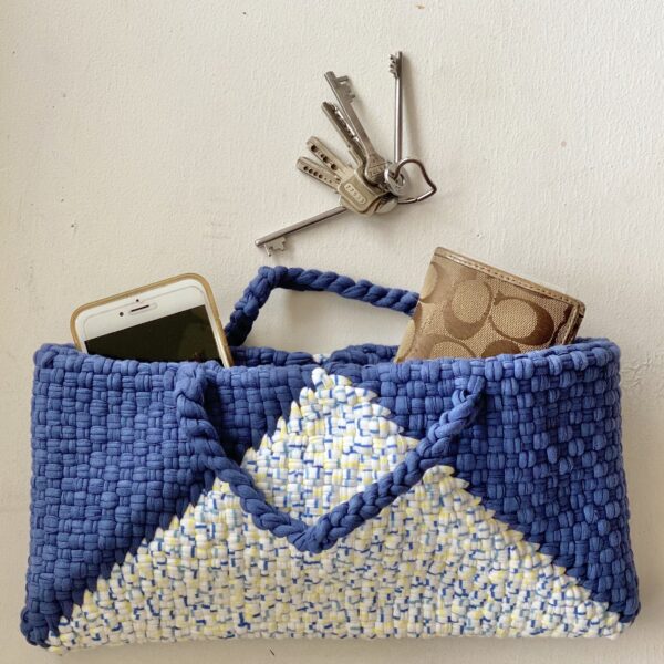 Image of Planter bag | Size: small | Blue, White