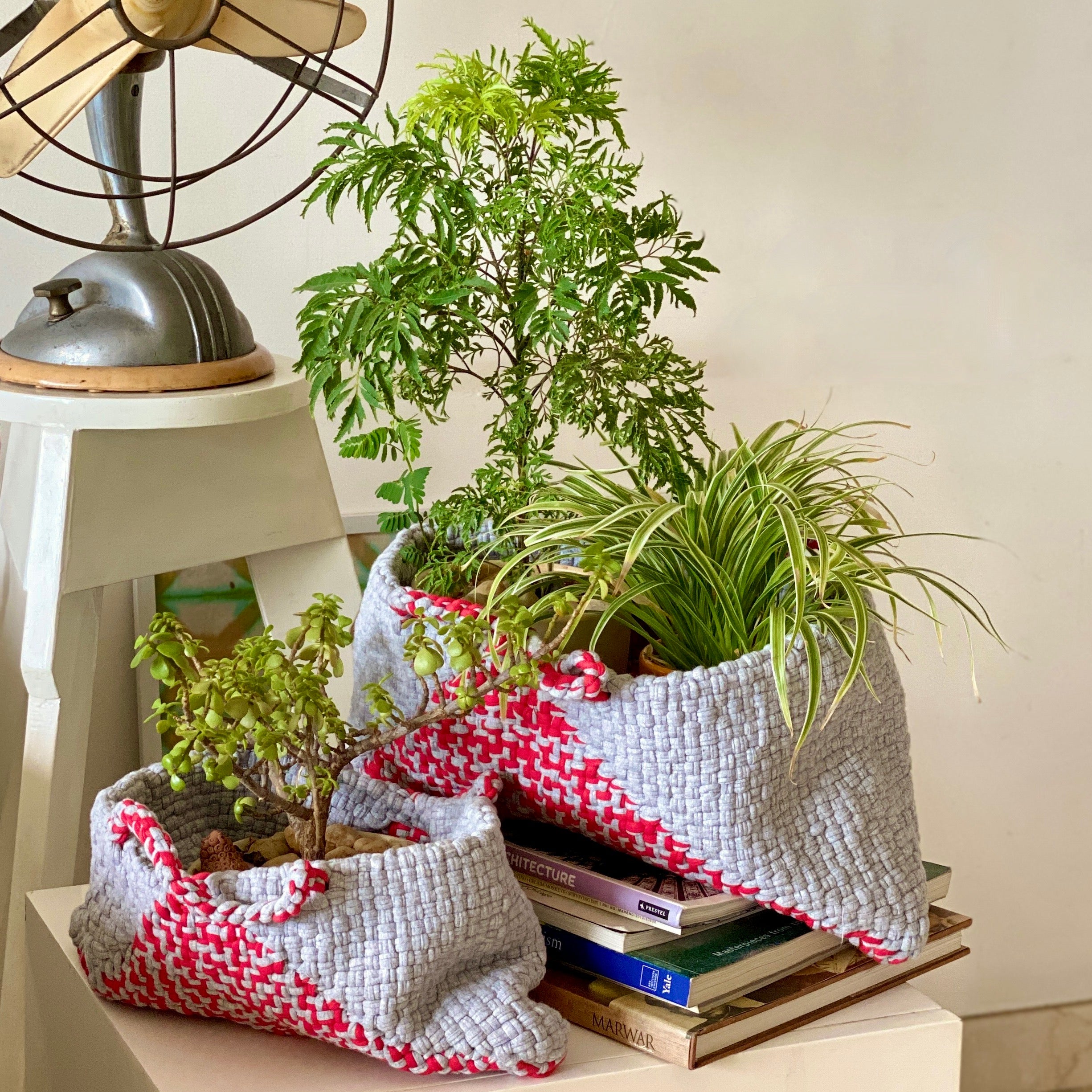 Image of Clutch bag | Planter bag | Size: large | Grey, Red