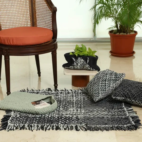 Image of Tassel Floor Rug / Throw Charcoal Grey Silver Grey