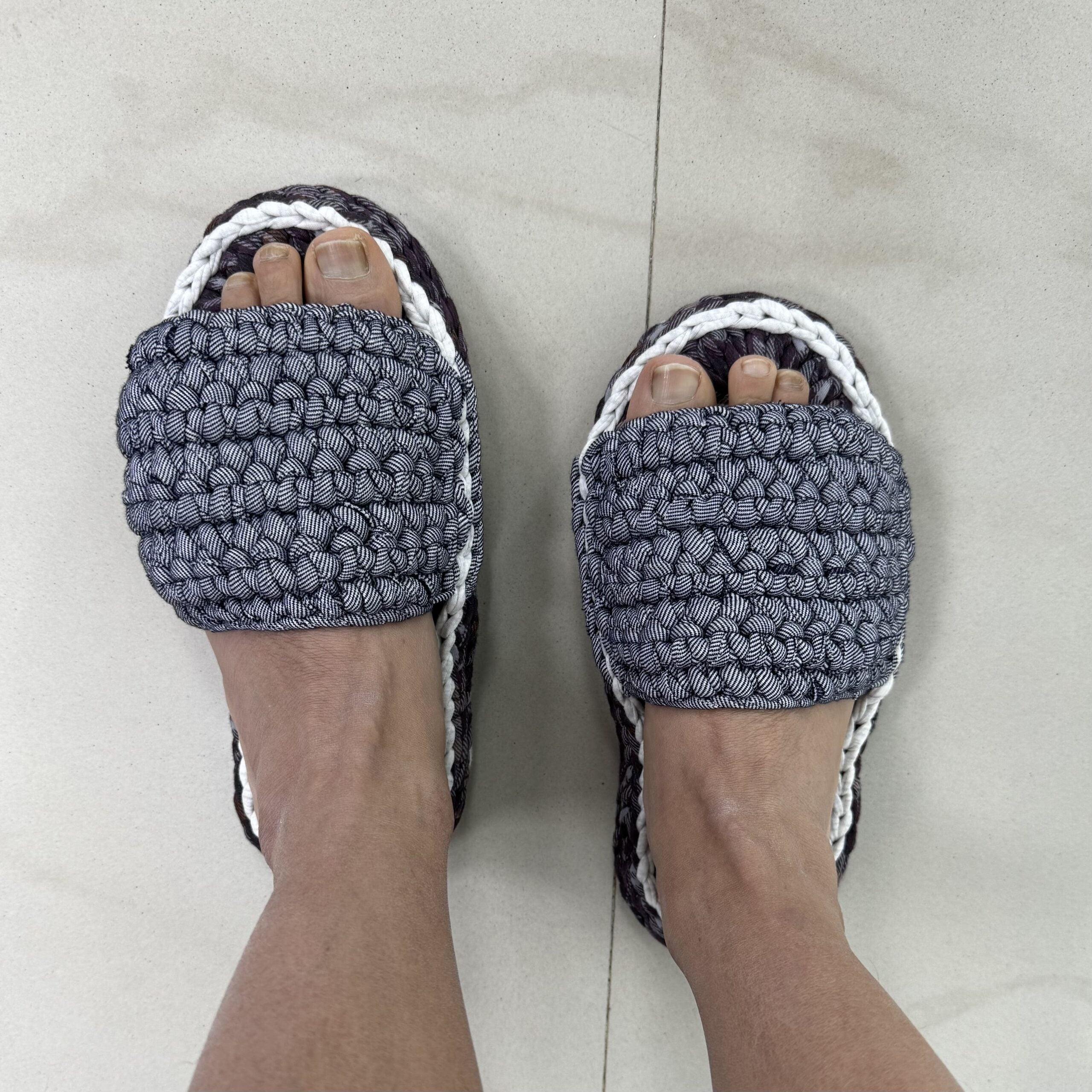 Image of Indoor Slippers Unisex | Burgundy, Grey