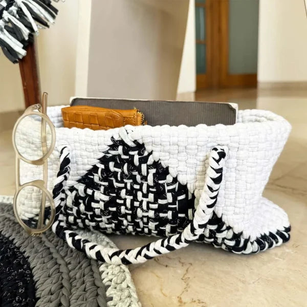 Image of Planter bag | Size: small | White, Charcoal, Black, Small