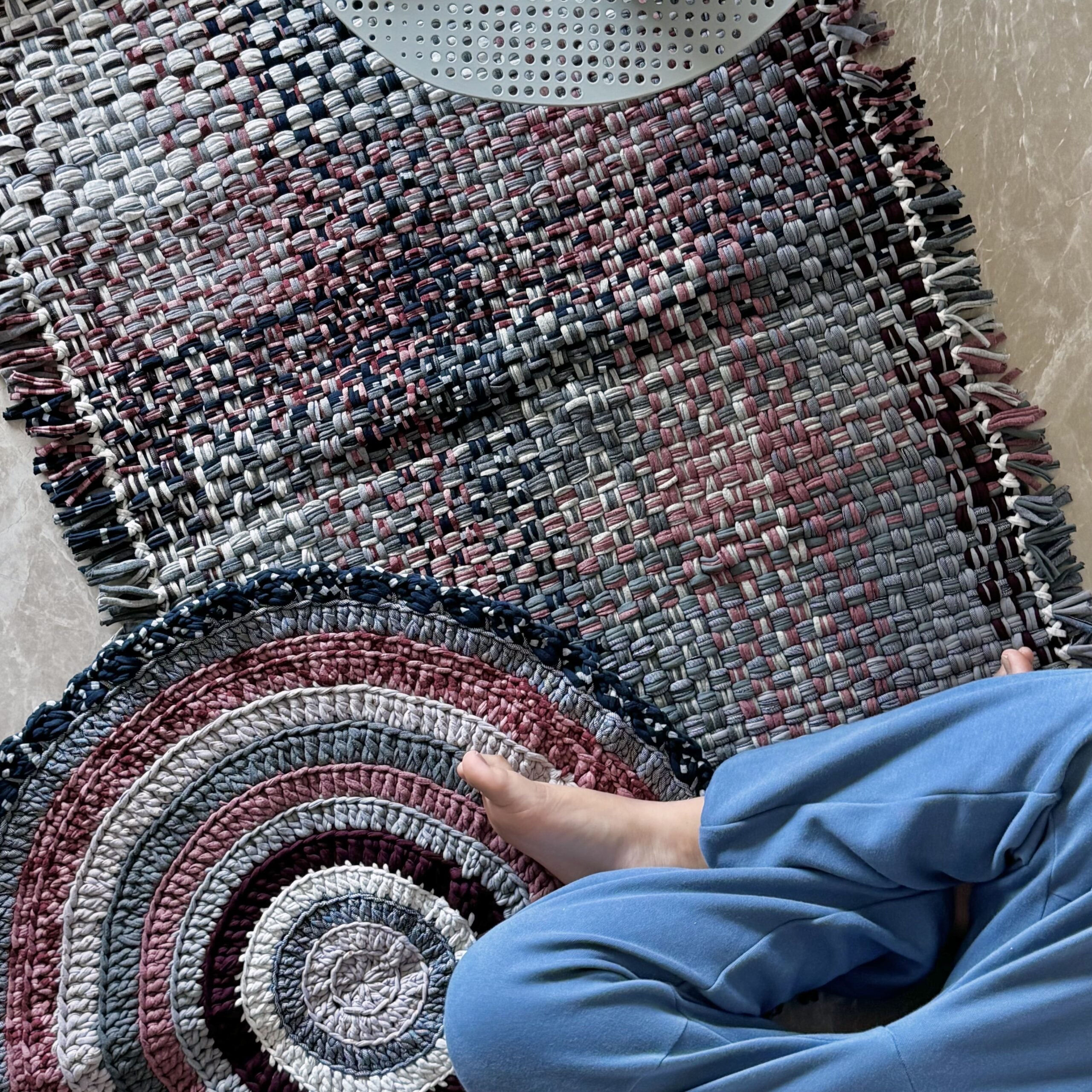 Image of Tassel Floor Rug / Throw Old Rose, Grey, Burgundy, Silver Grey, Navy