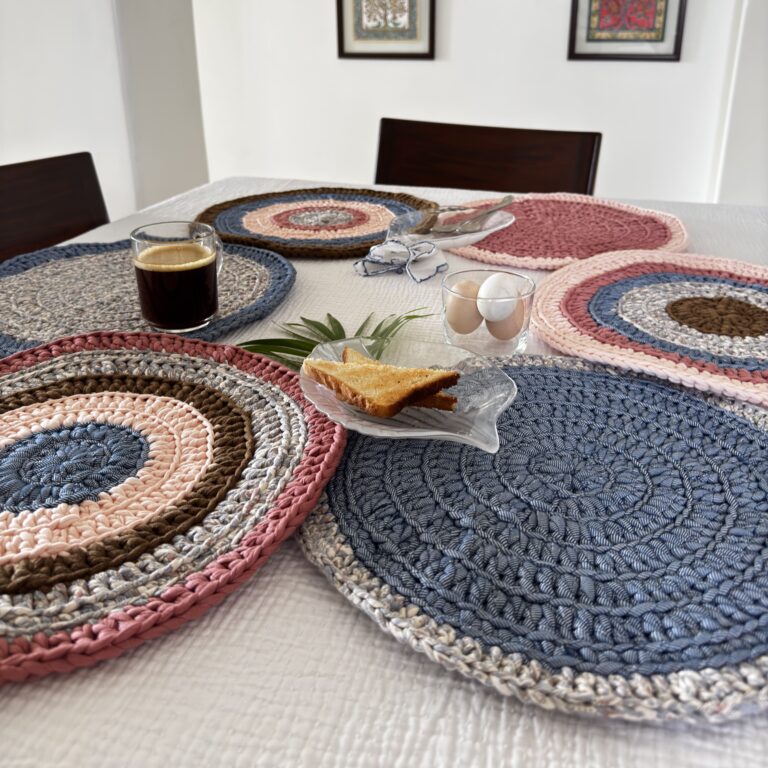Image of Set of 6 Round Crochet Placemats / Dining Mats Pink, Denim blue, Brown, Beige, Navy, Off white