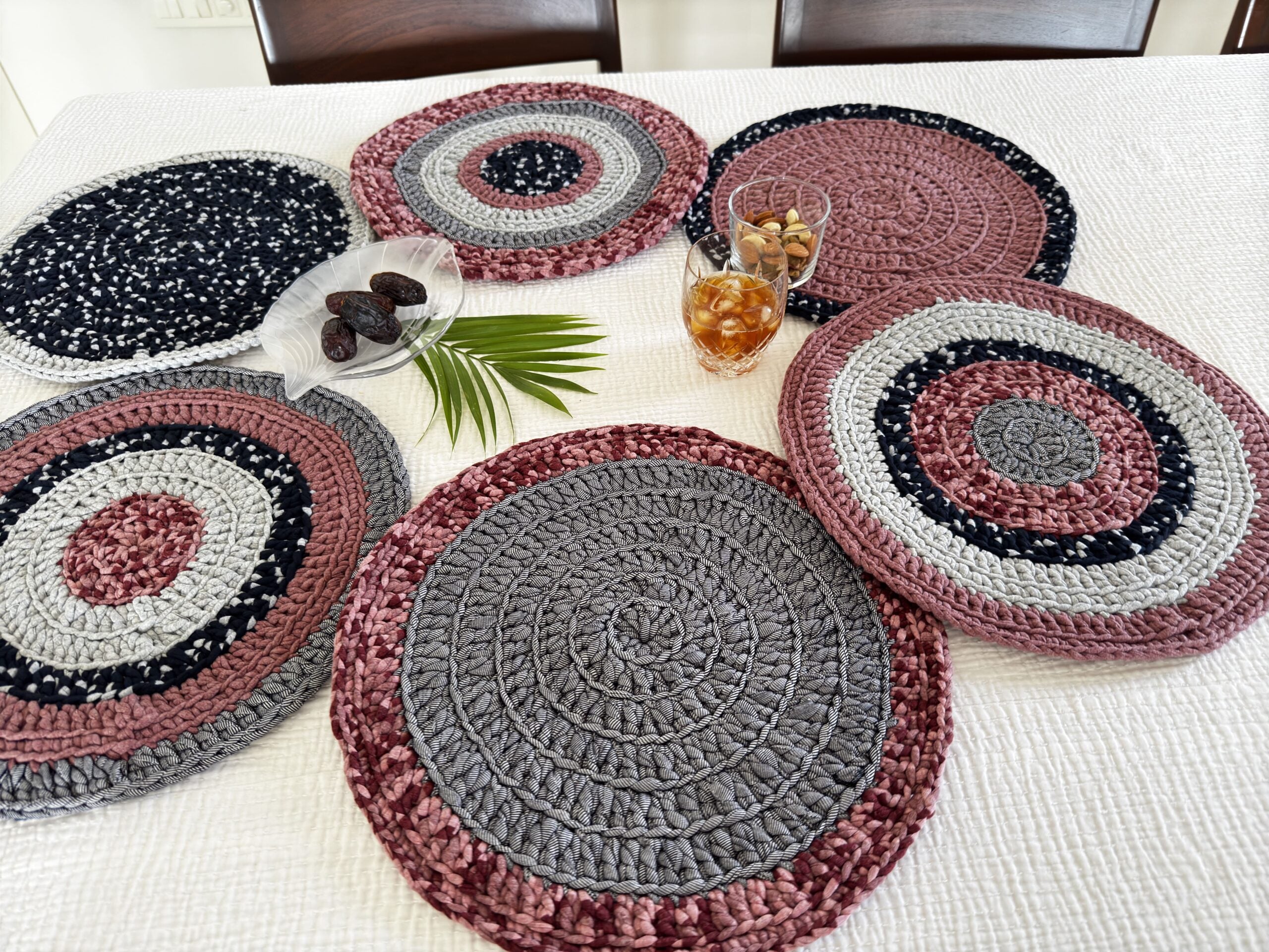 Image of Set of 6 Round Crochet Placemats / Dining Mats Old rose, Grey, Burgundy, Silver grey, Navy