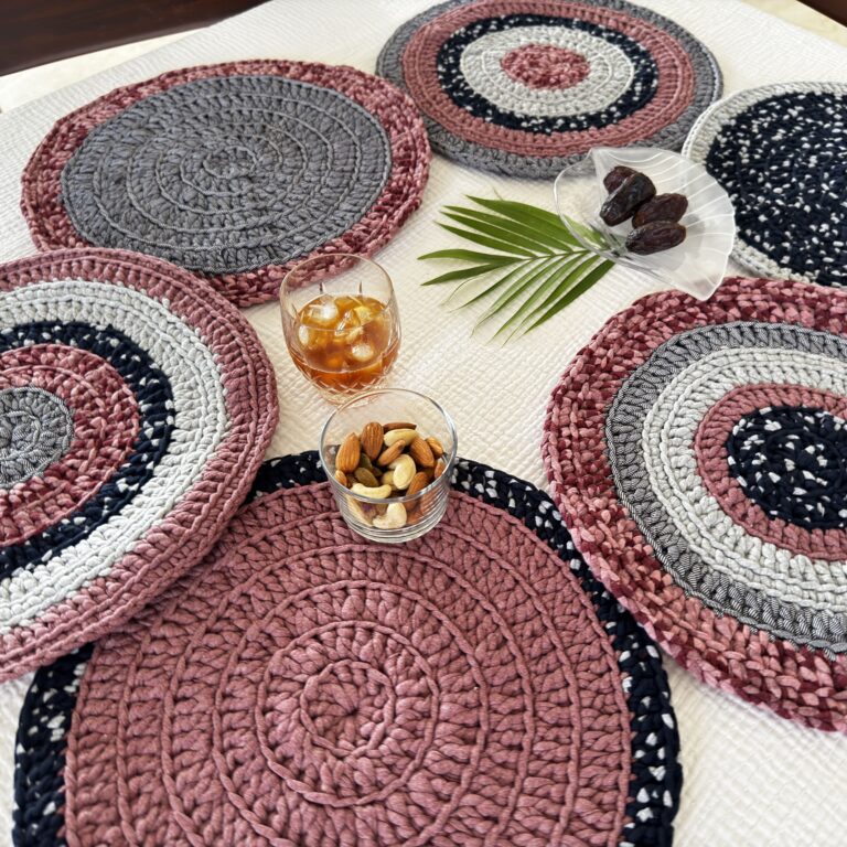 Image of Set of 6 Round Crochet Placemats / Dining Mats Old rose, Grey, Burgundy, Silver grey, Navy