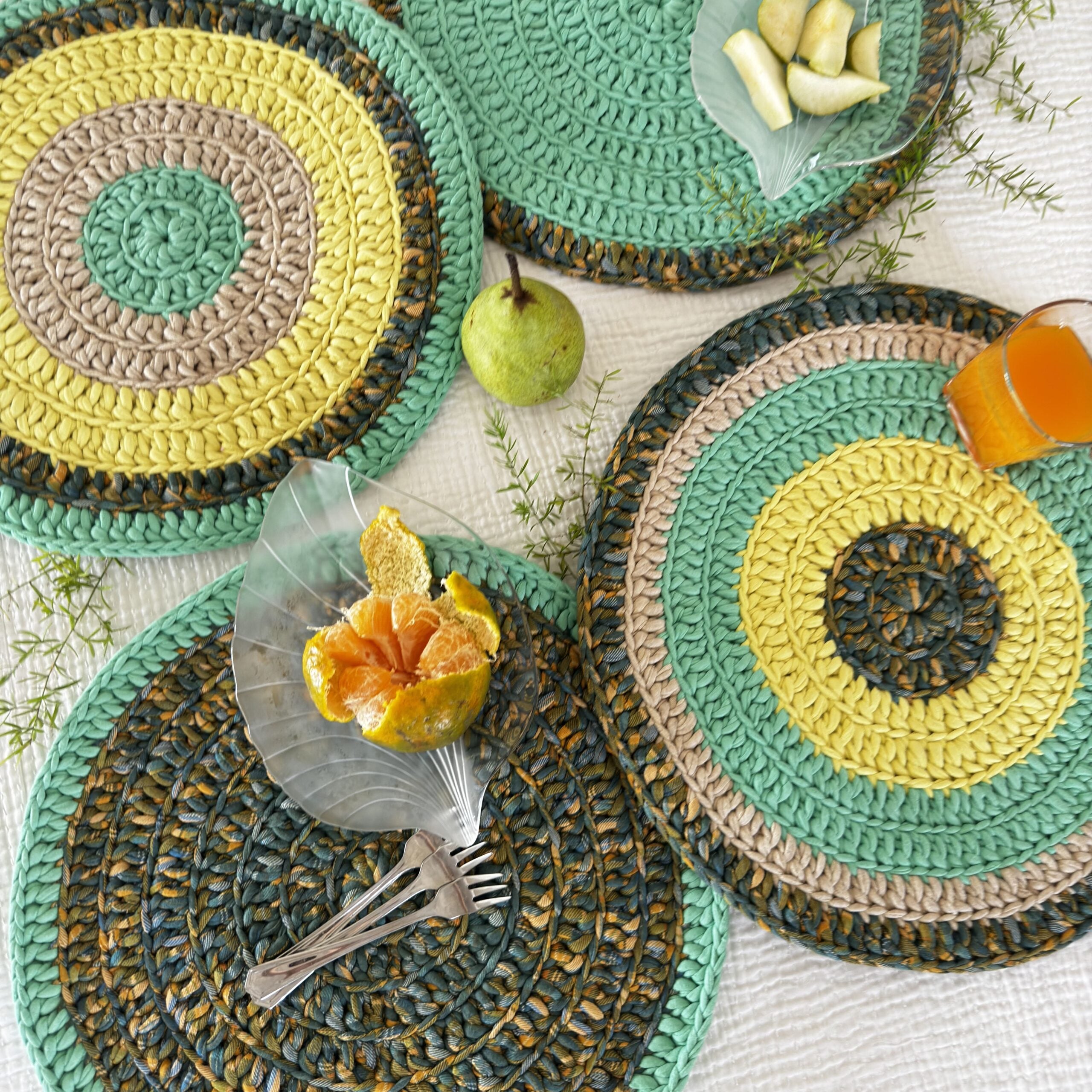 Image of Set of 4 Round Crochet Placemats / Dining Mats Sea green, Beige, Lemon