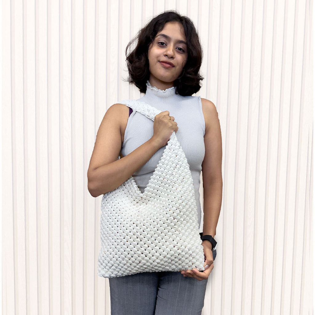 Macrame criss-cross / Macrame Shoulder Tote White | Shoulder carry