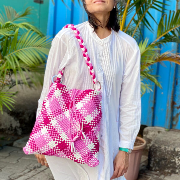 Image of Shoulder Tote Bags Pink Color Classic Collection | Shoulder carry